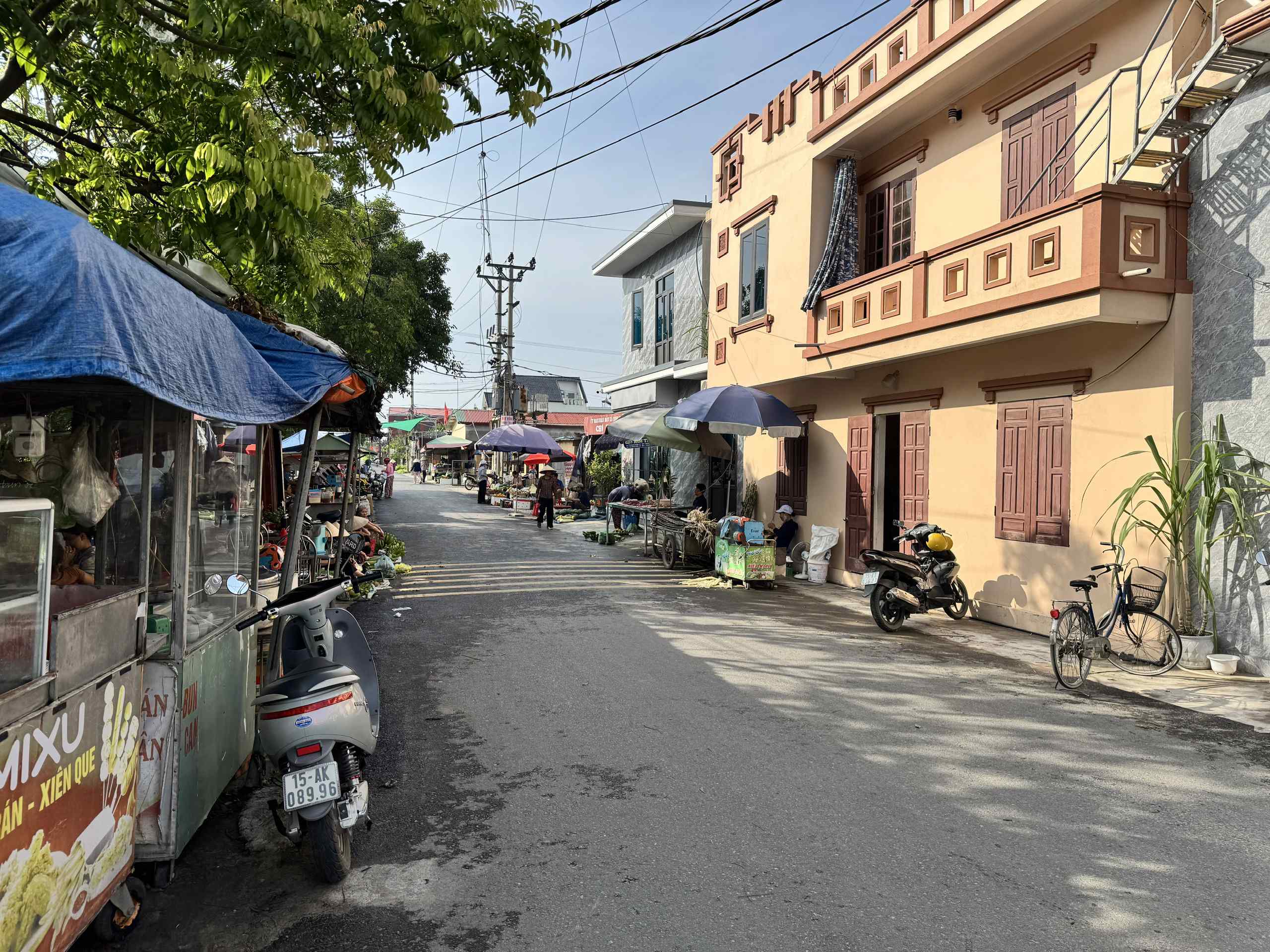 Bán đất mặt đường gần chợ trung tâm thị tứ Cộng Hiền